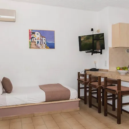 Aspro Apartahotel Hersonissos (Crete)