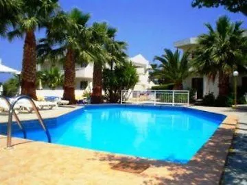 Aspro Apartahotel 2*