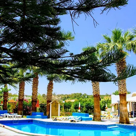 Aspro Apartahotel 2*